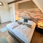 Dreko Panzio & Borbisztro 4* Győrújbarát